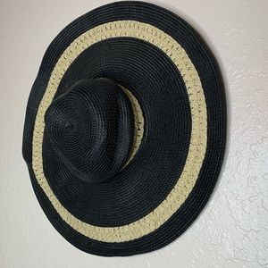 Tan & Black Sun hat
